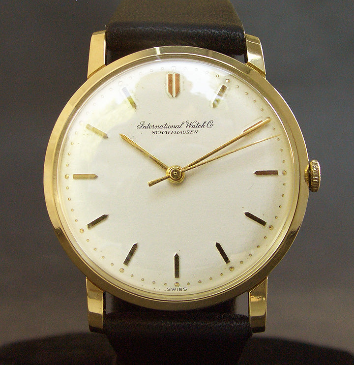 1970 IWC Schaffhausen 18K Gold Vintage Gents Watch Ref. 2400 – empressissi