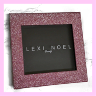 What Are the Best Eye Shadow Colors for Blondes, Brunettes and Redheads?