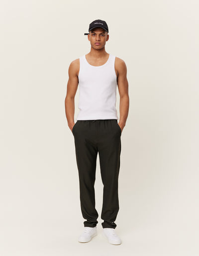 Les Deux MEN Como Tapered Drawstring Pants - Seasonal Pants 505360-Deep Forest/Charcoal