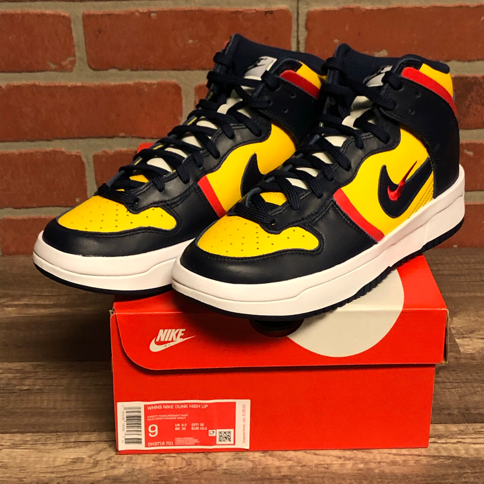 dunk high rebel michigan