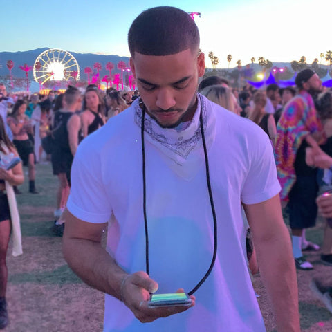 phone-strap-coachella