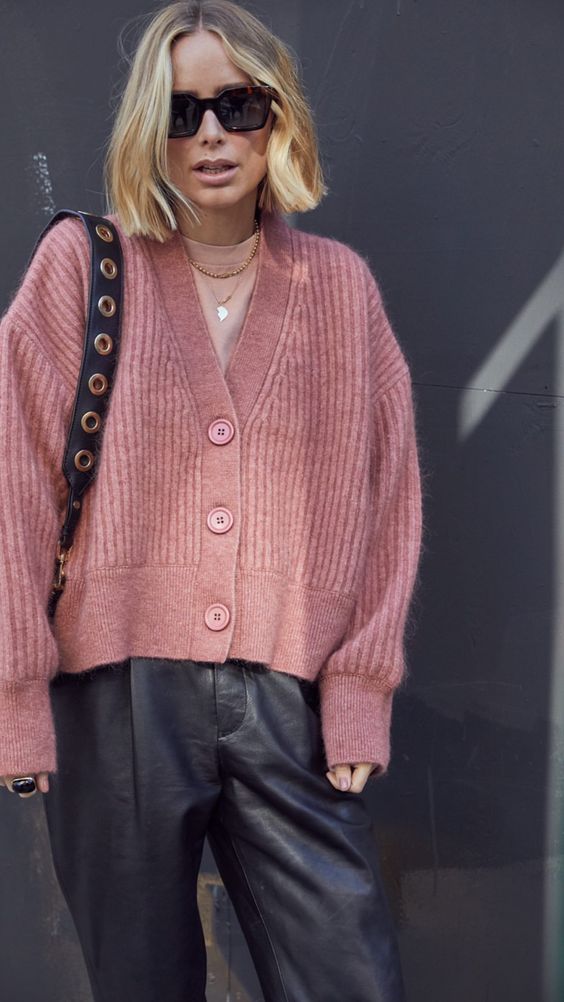 Anine Bing in pink knitwear