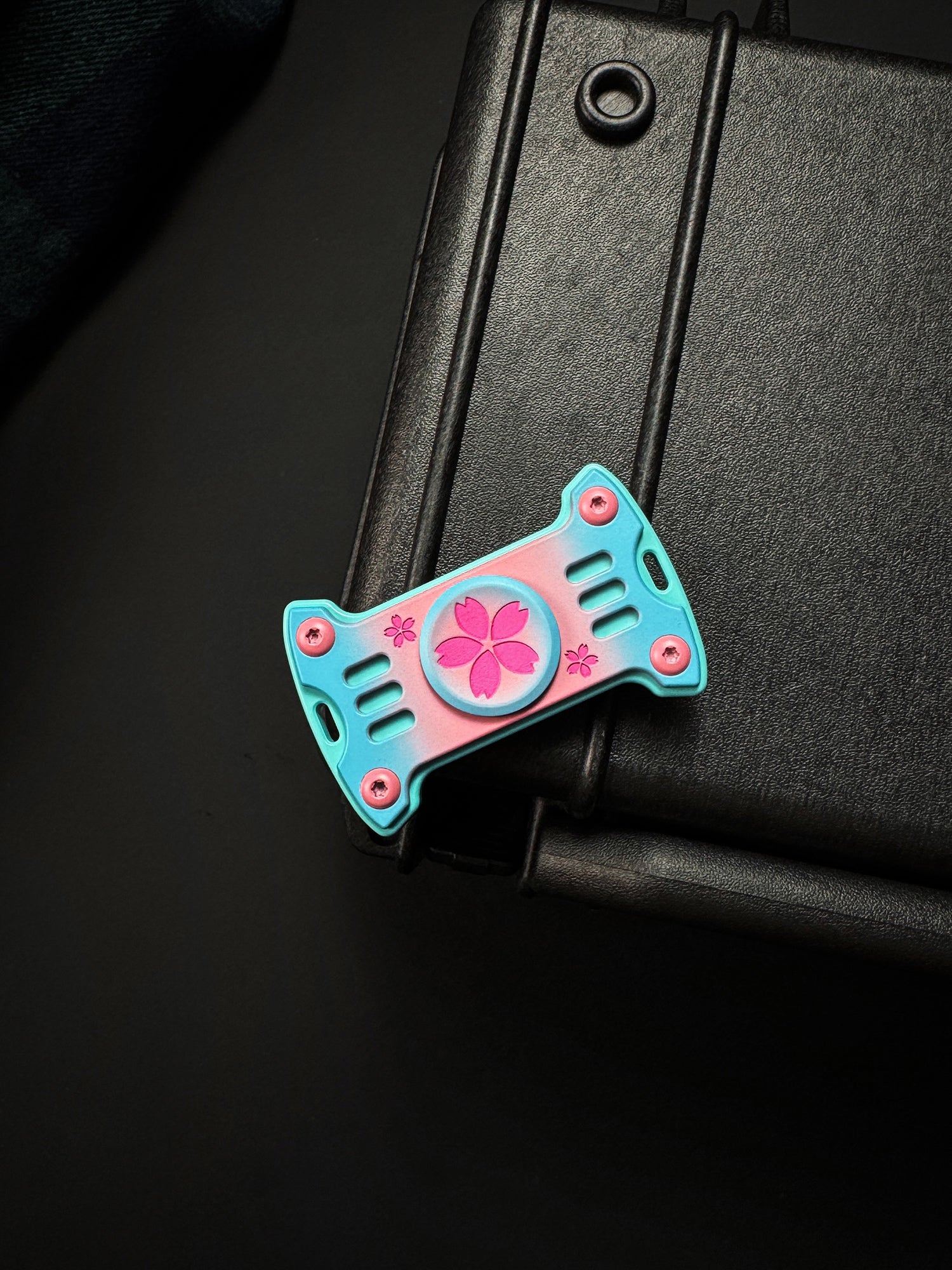 TACTICAL GEEK × CooYoo Sakura Milk Candy Hammerhead Fidget Spinner