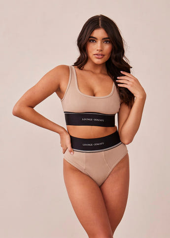 Womens Wire Free Sports Bra And Brief Set Back With Low Waist Panties Push  Up, Seamless, And Soild Color Lingerie From Bllancheer, $10.74
