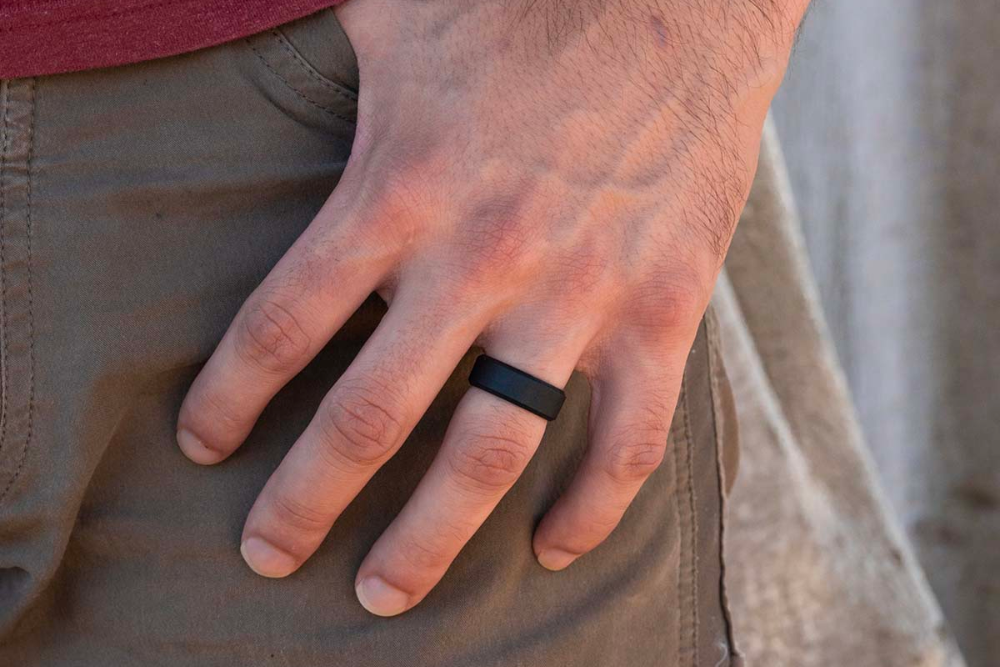 black silicone wedding ring