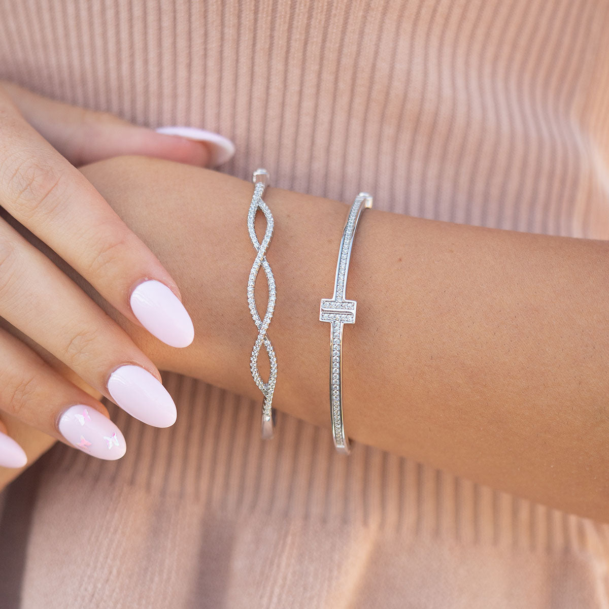 Buy SOHI Women's Twisted Bracelet - Dark Silver | Shoppers Stop