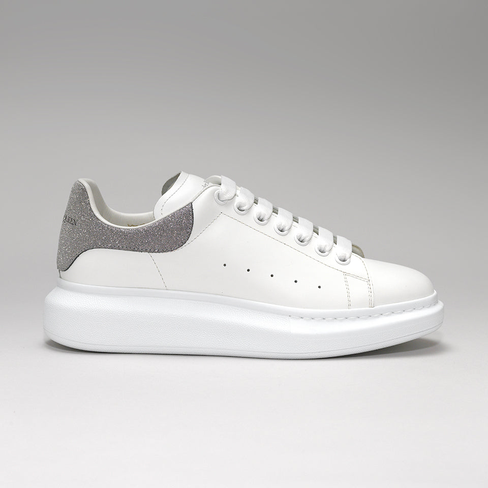 alexander mcqueen trainers white and grey