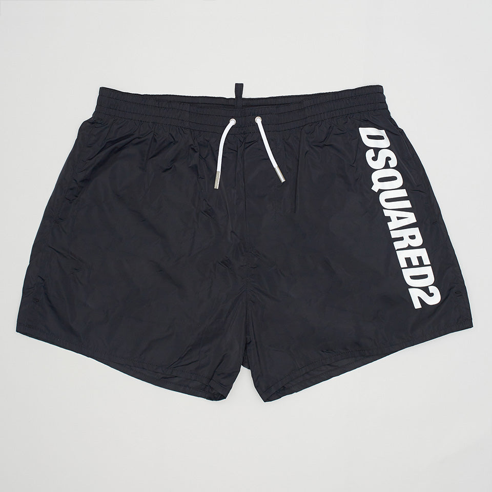 black dsquared shorts