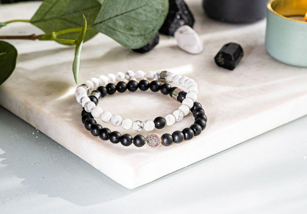 Howlite Crystal Meaning (Balance & Peace)