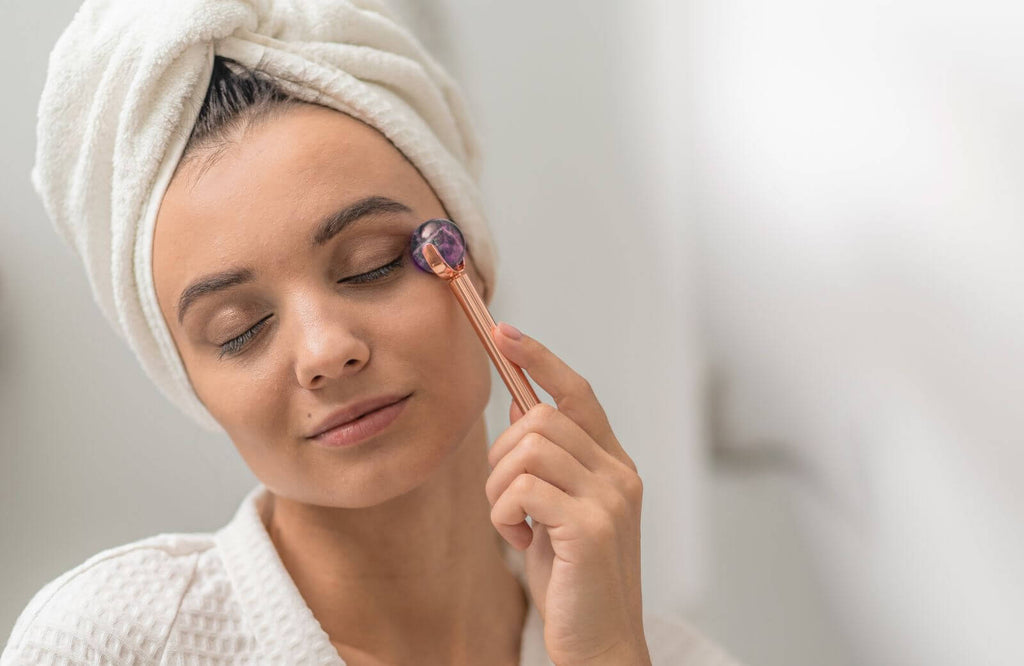 Comment utiliser un rouleau pour le visage comme outil de massage facial ?