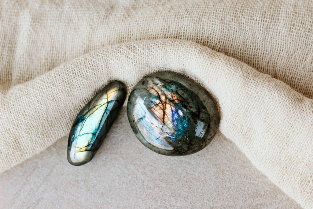 Labradorite Stone : Healing Properties | Conscious Items