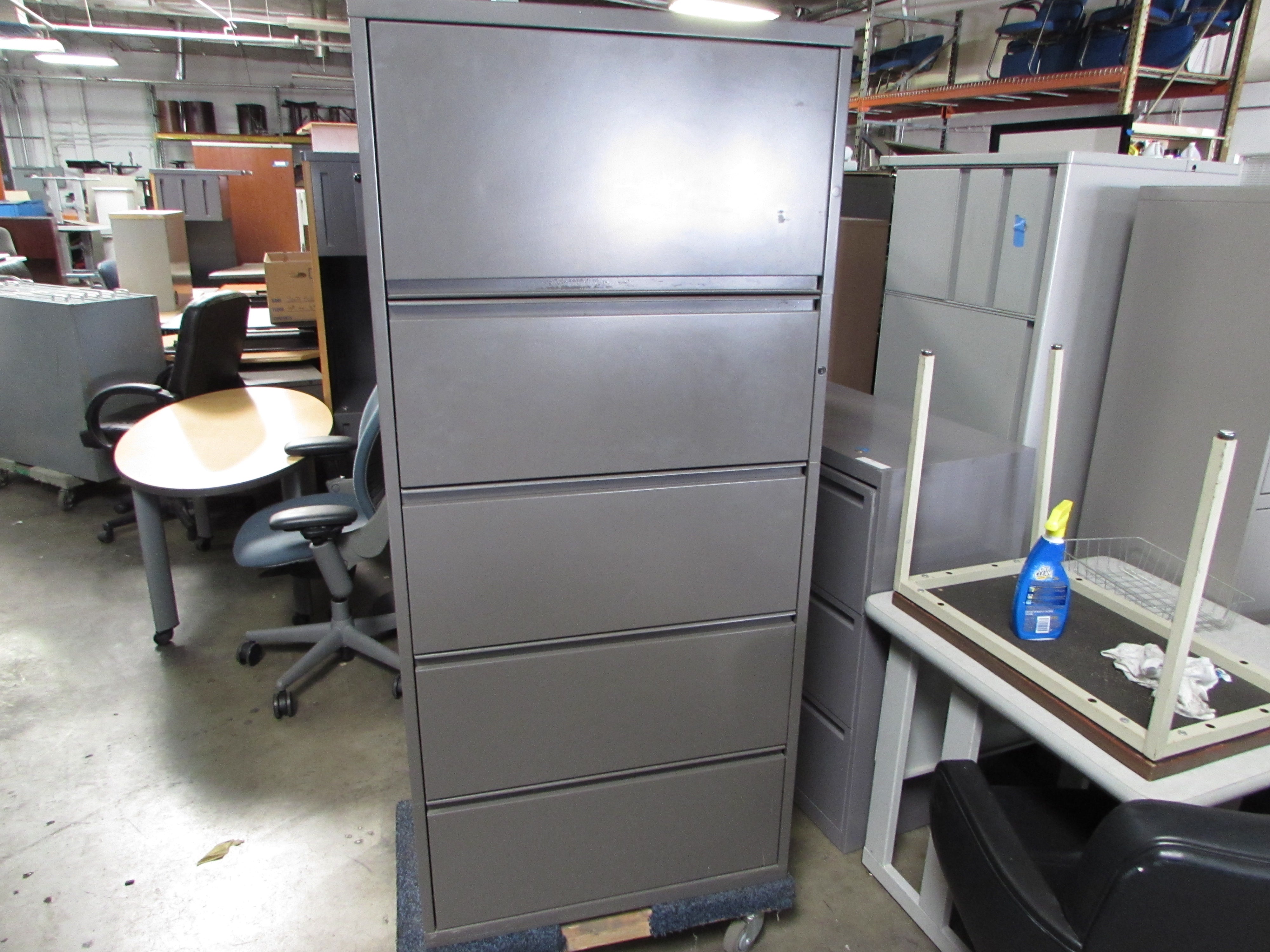 5 Drawer 30 Wide Herman Miller Locking Lateral File Cabinet