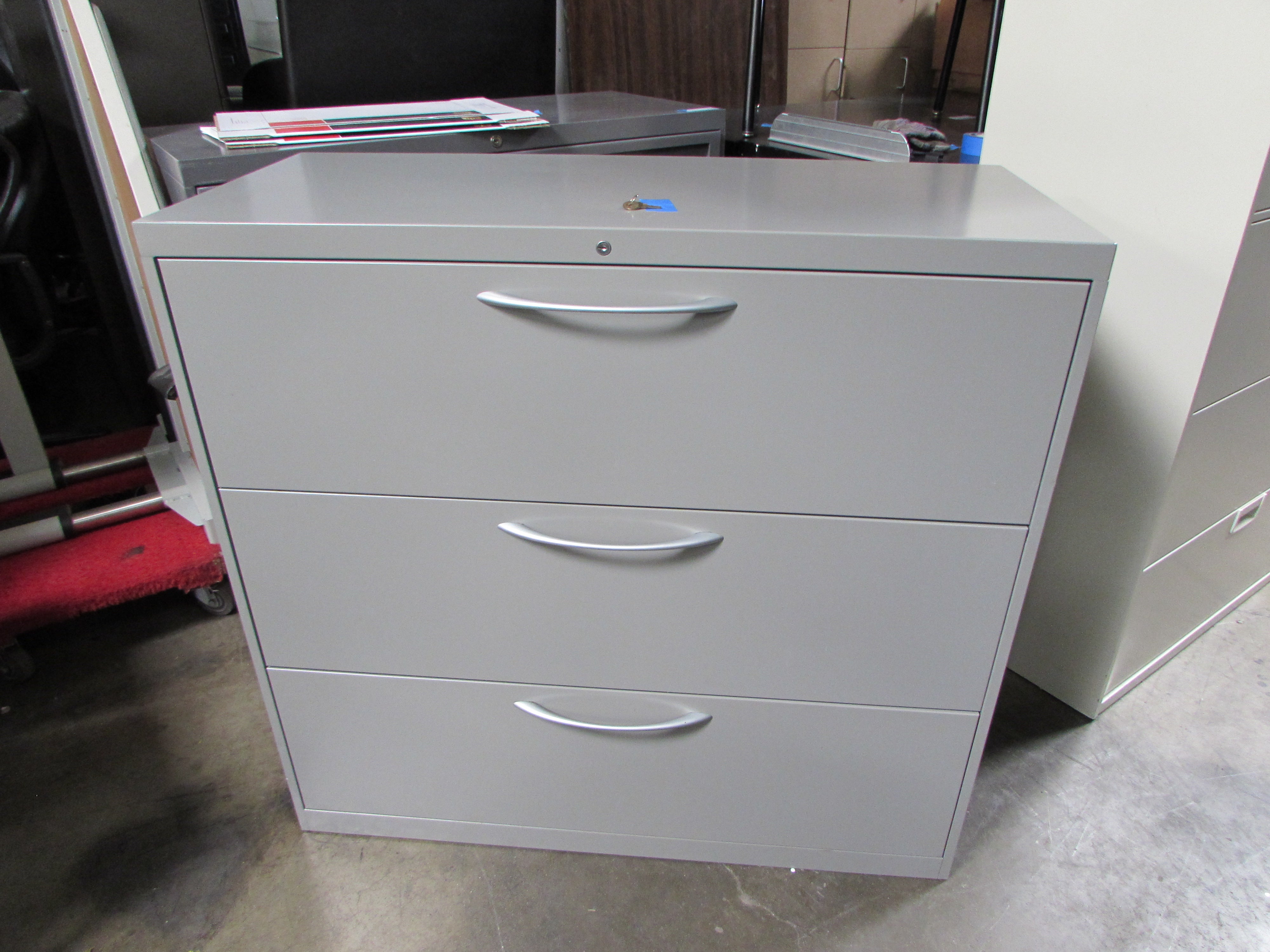 Excellent Locking Hon 42 Gray 3 Drawer Lateral File Cabinet