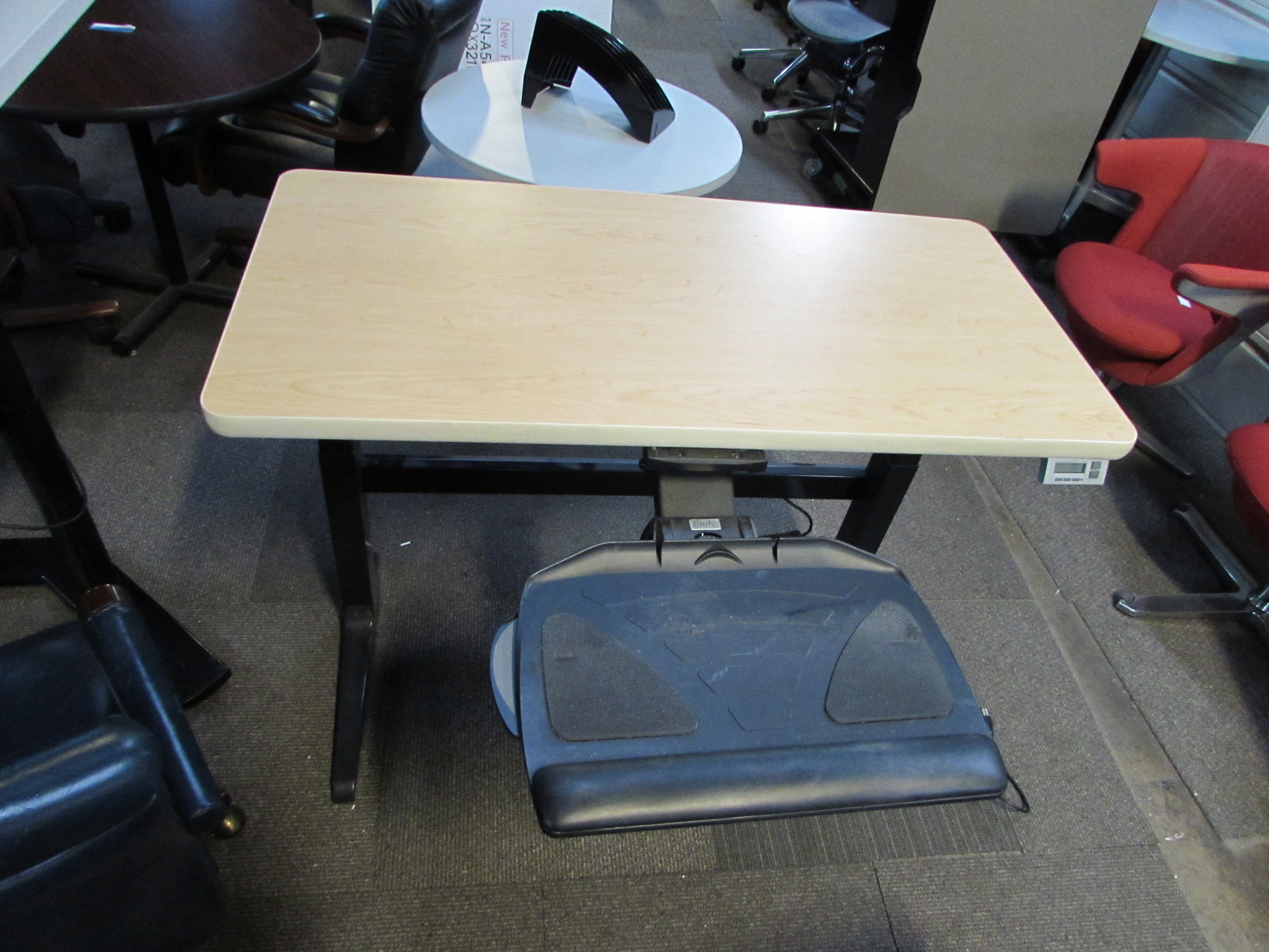 Used Wood Metal Desks Recycled Office Furnishings