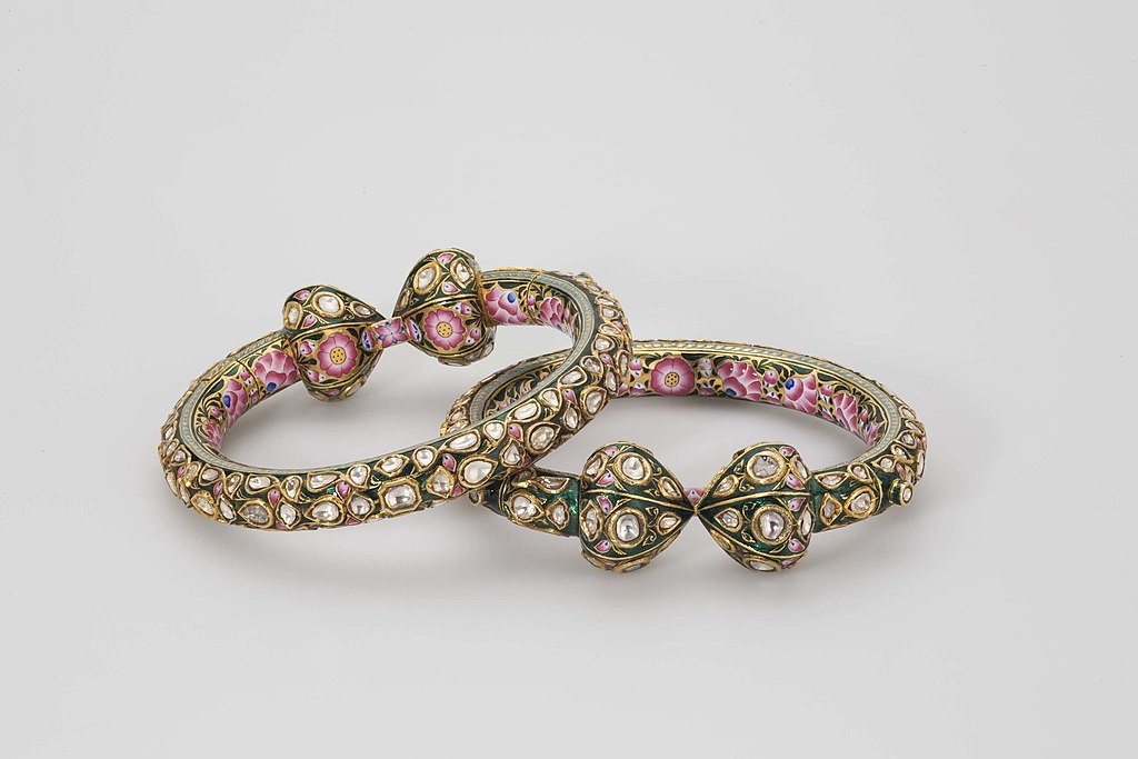 Kundan jewelry bangles
