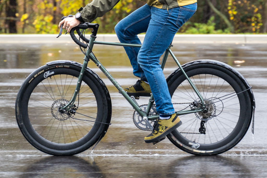 velo orange fenders on green polyvalent