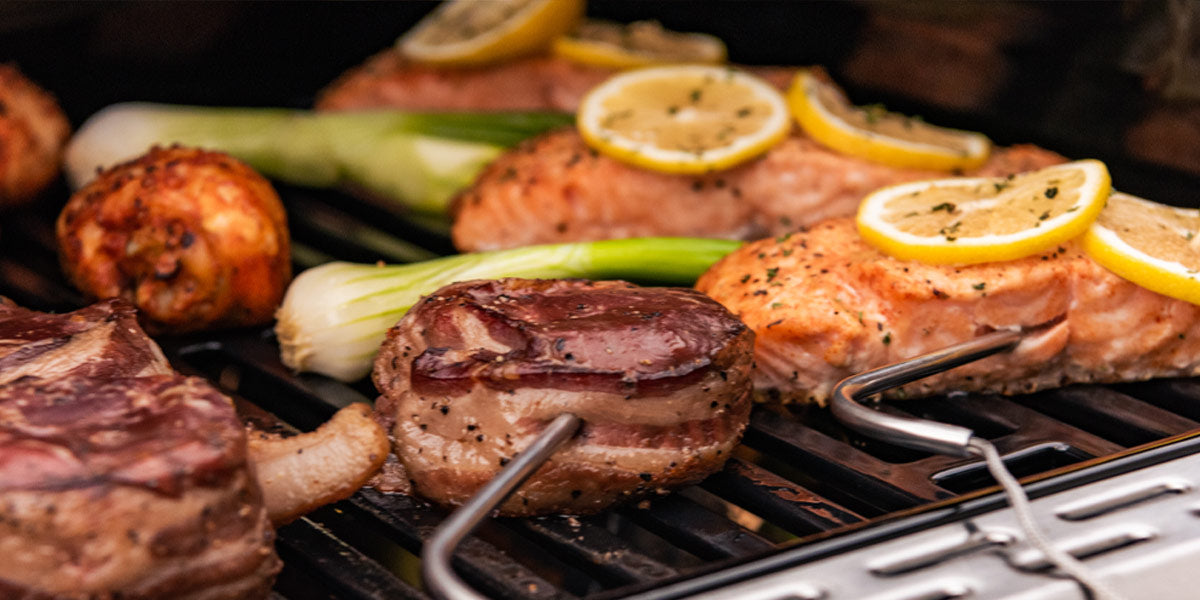 salmon filet grilling at high heat