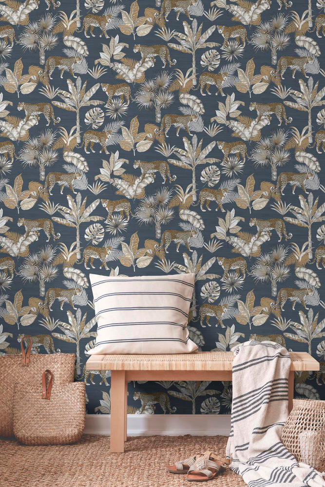 75 Brown Wallpaper Living Room Ideas You'll Love - September, 2023 | Houzz