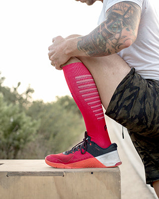 PRO Compression Marathon Elite Socks for Recovery - Red