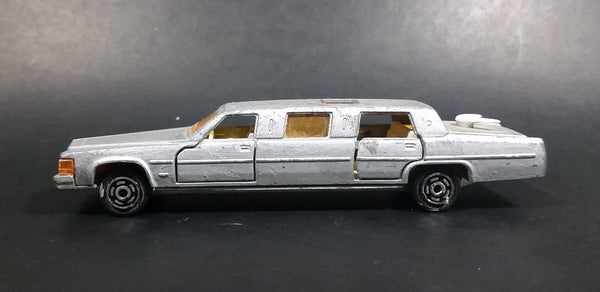 majorette limousine
