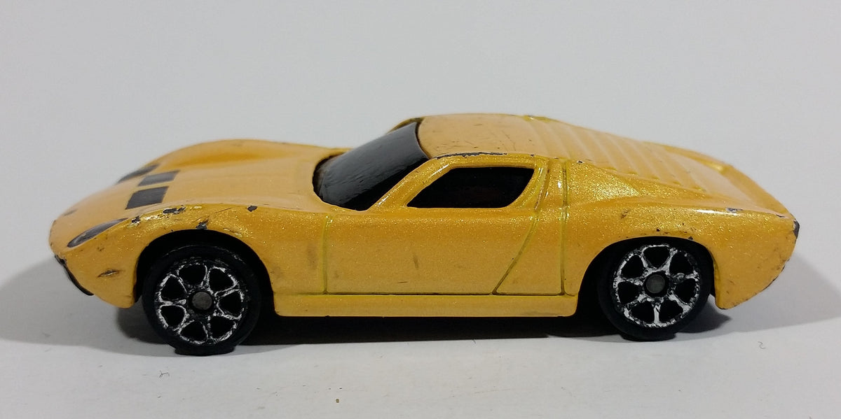Maisto Fresh Metal 1966 Lamborghini Miura Yellow 1/64 Scale Die Cast T –  Treasure Valley Antiques & Collectibles