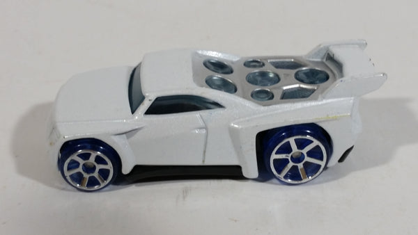 hot wheels bassline car