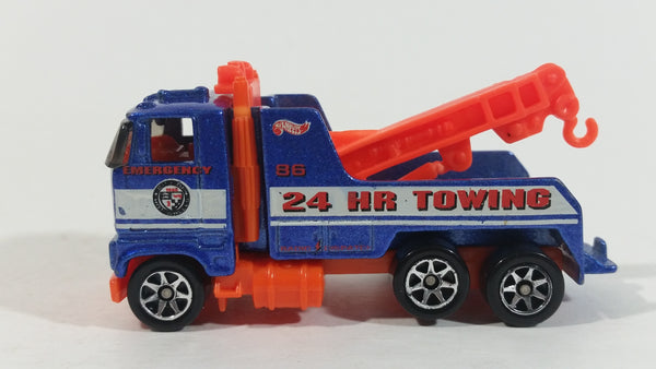 hot wheels towing truck