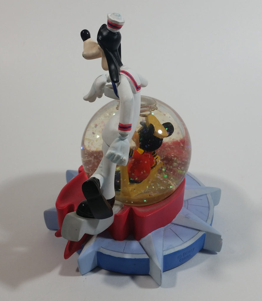 disney world theme park mickey mouse snow globe magic kingdom ss member cruise