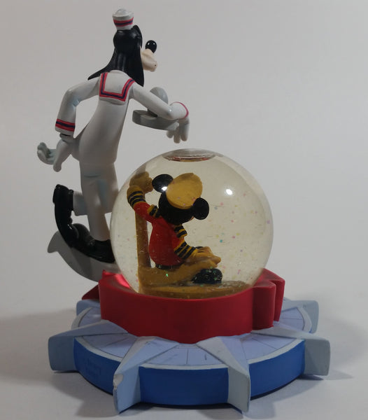 disney world theme park mickey mouse snow globe magic kingdom ss member cruise