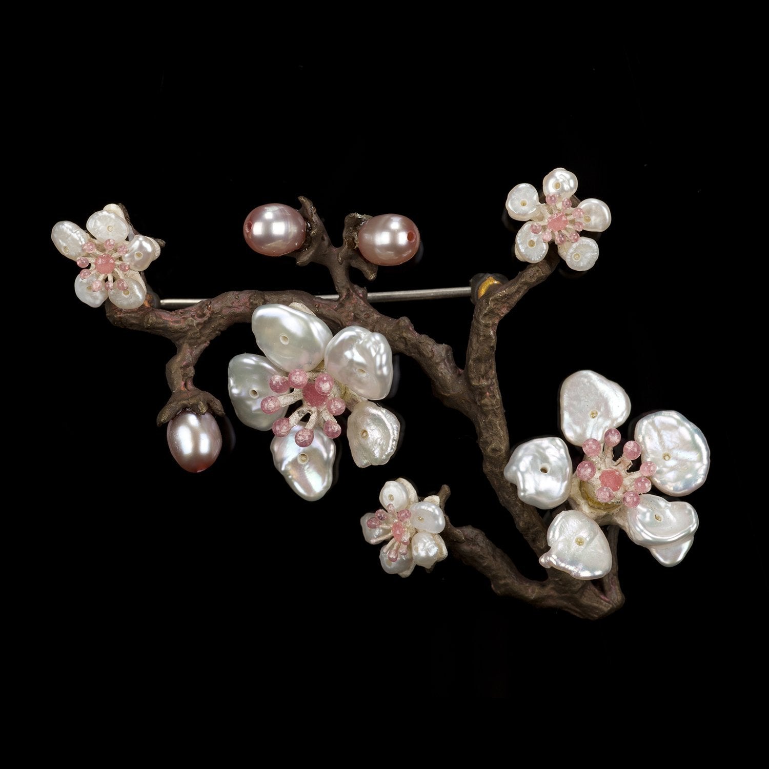 チェリーブロッサムのブローチ / Cherry Blossom Brooch