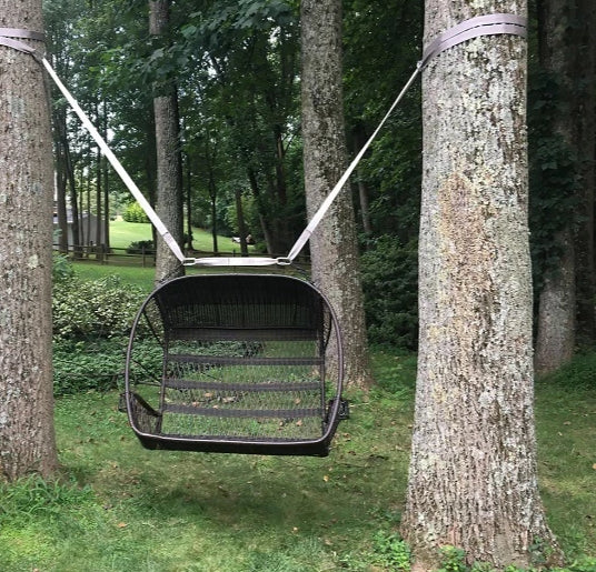 hang swing between two trees