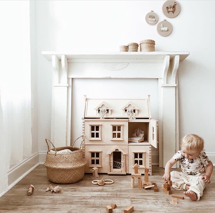 victorian dolls house