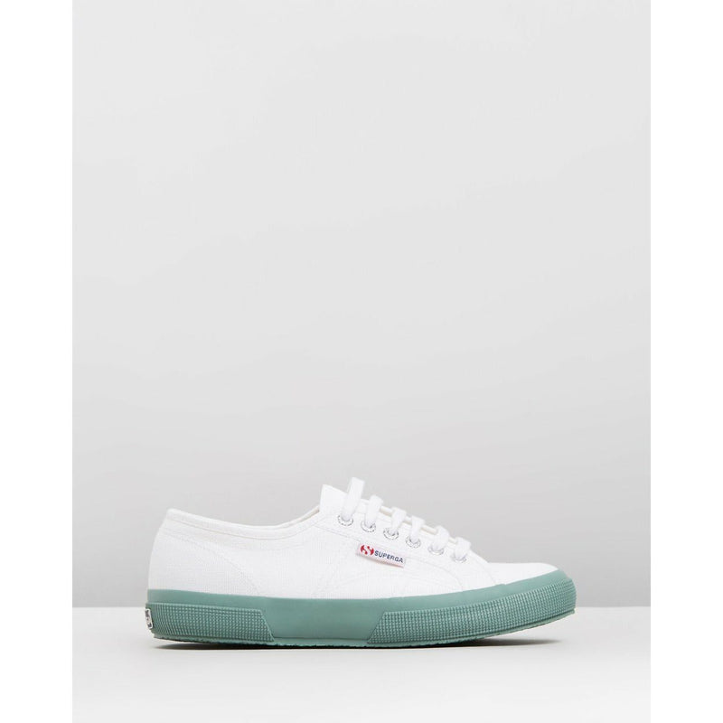 superga the bay