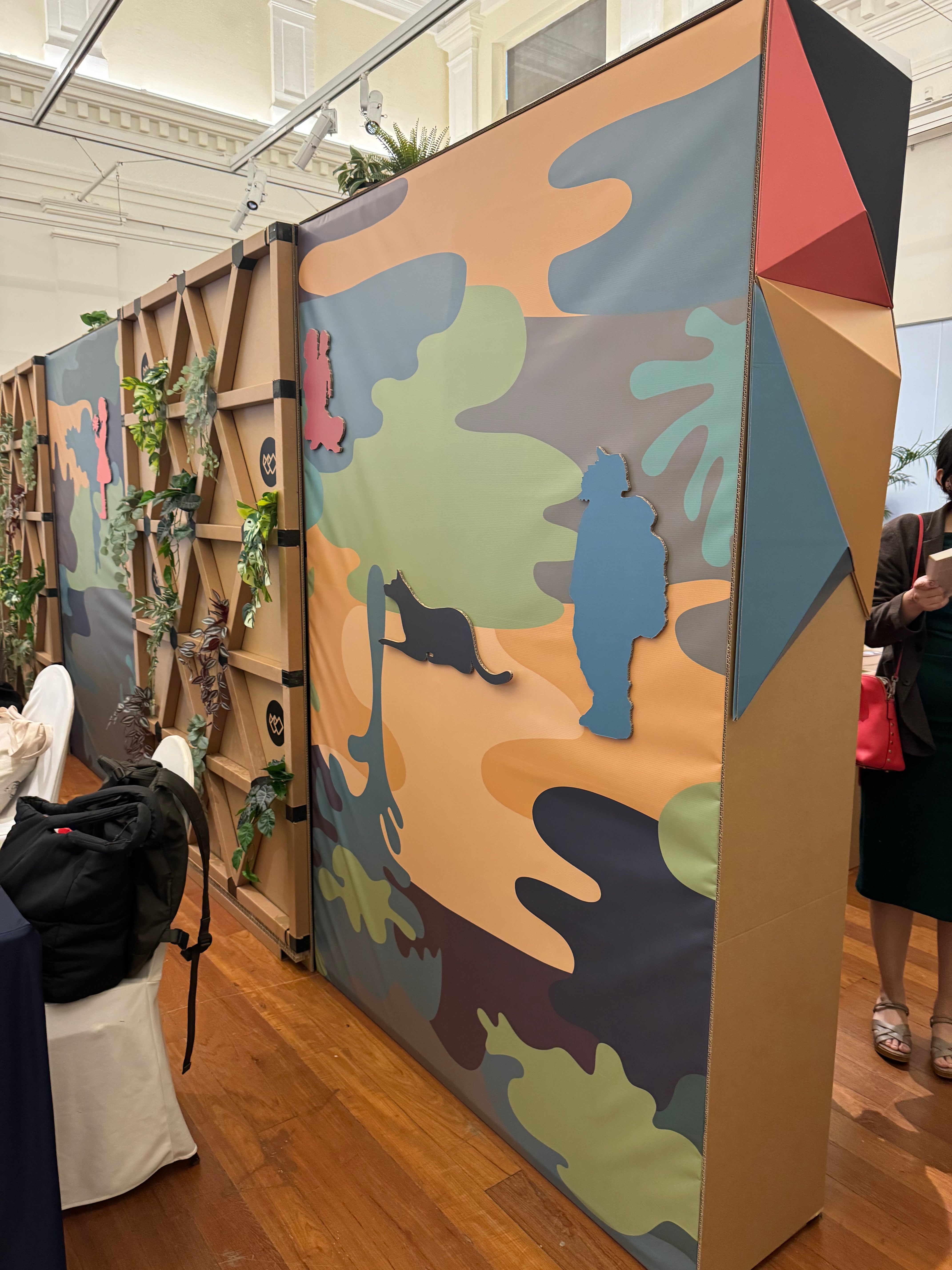 cardboard furniture-backdrop-event backdrops-05