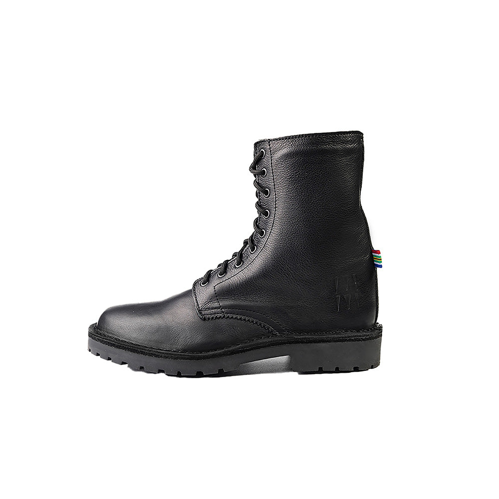 The Veldskoen MoveMe Ranger (Black sole. Black leather boot) - Veldskoen UK product image