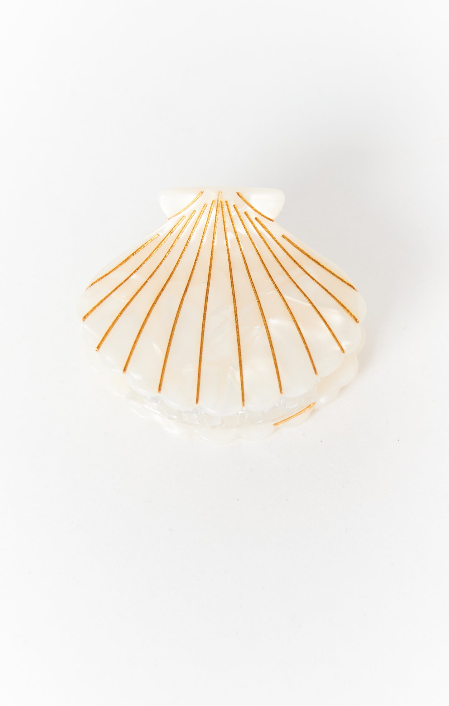 Mini Shell Claw Hair Clip ~ Pearly White