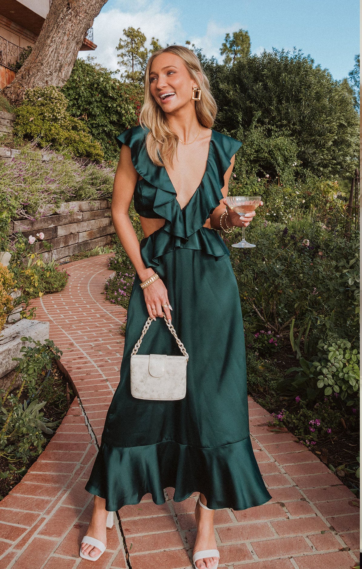 5 WEDDING GUEST OUTFIT IDEAS 