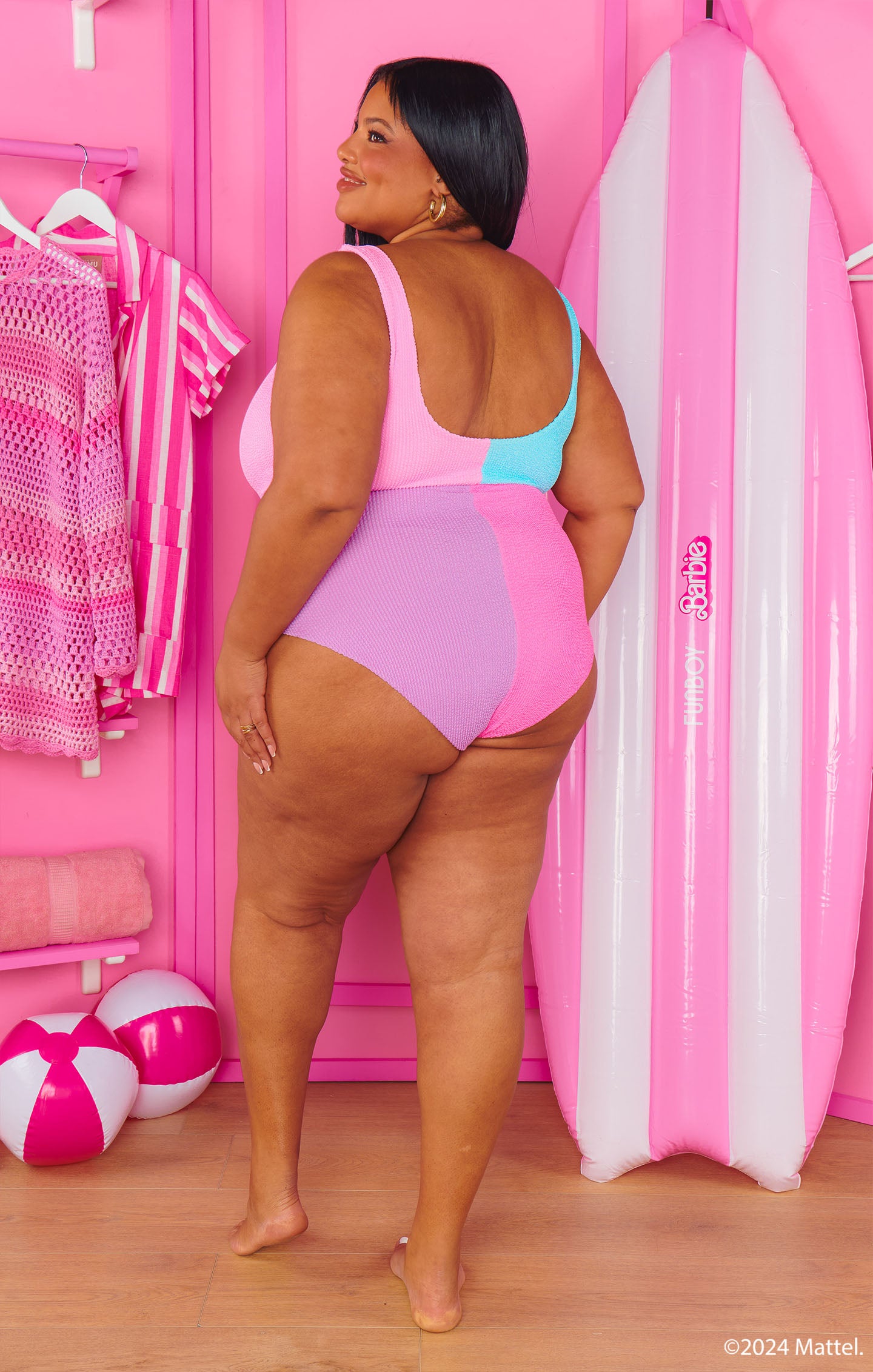 Sexy & Strut-Worthy: 10 Flattering Plus-Size Swimsuits - The Mom Edit