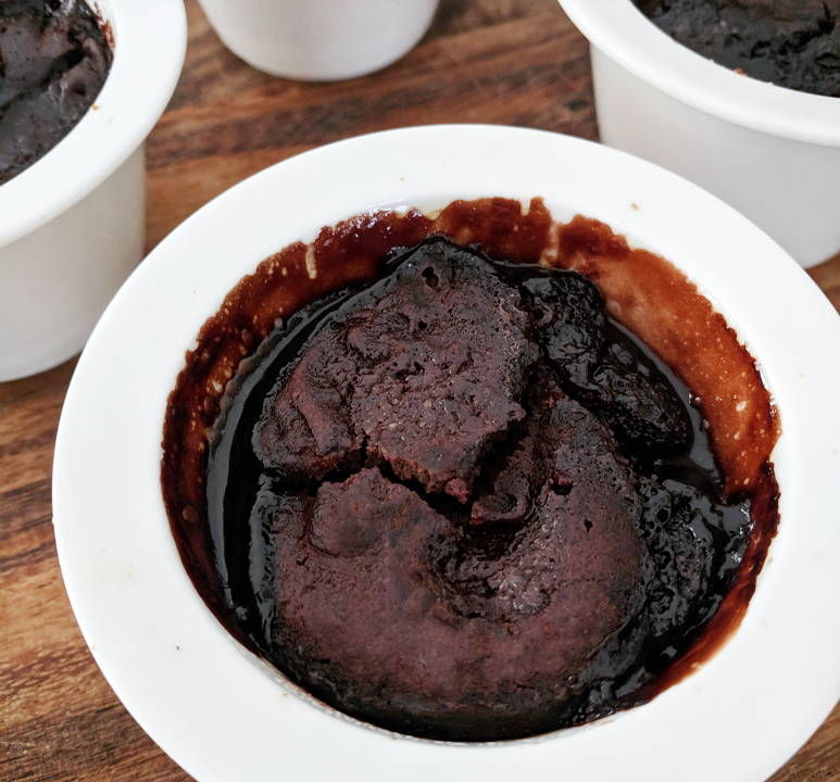 Easy Self-saucing Pudding