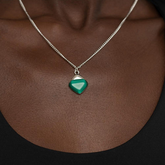 Gracefully Gemstone - Green Necklace - rainbowartsreview by Danielle Baker