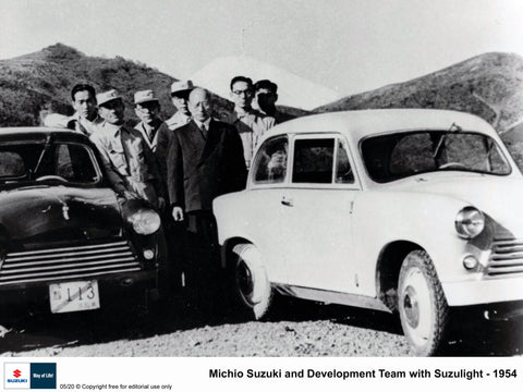 Michio Suzuki and Development Team Suzulight 1954
