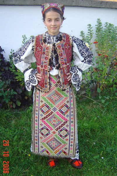 Ciocănesti Traditional Dress