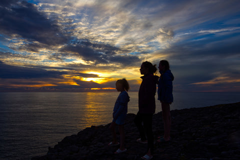 Familienstaycation Sonnenuntergang