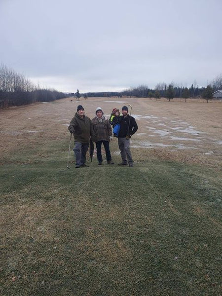 WeatherWool on the golf course, Thanksgiving Day, 26 November, 2020. The temperature was 18F/-8C. Photo courtesy of Steve Rachow, who has been a great friend of WeatherWool. Bird Homestead Golf Course. Funny River Alaska.