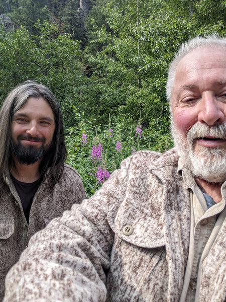 Ralph of WeatherWool demonstrates how terrible he is with the camera, while Bill McConnell enjoys the clumsy show