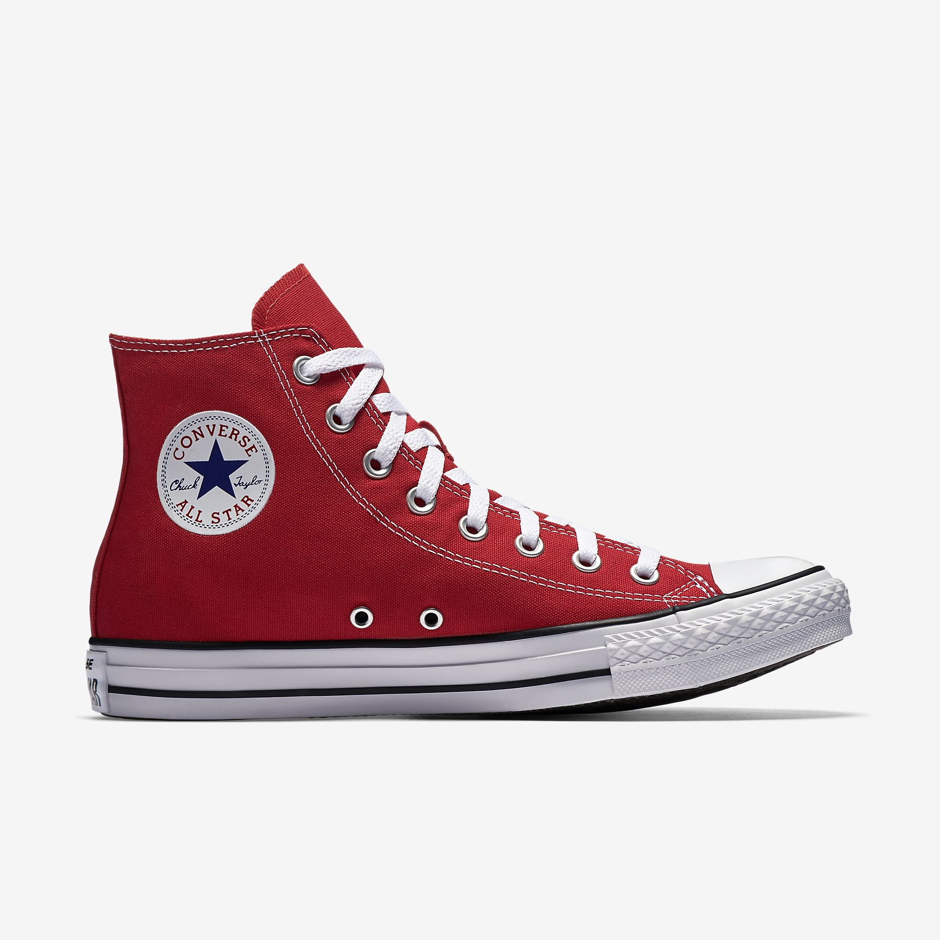 red converse with stars