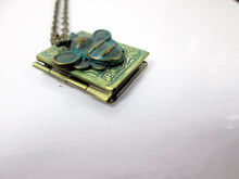 Load image into Gallery viewer, small bee keepsake necklace