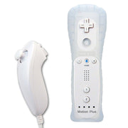 EMEBAY - 2 en 1 kit de Manette Nunchuck Controlleur et Built-in Motion Plus Remote pour Console Nintendo Wii et Wii U avec Housse en silicone - Blanc - Beewik-Shop.com