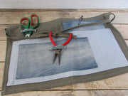 Tablier de jardinage fait main, tablier de bricolage en lin jeans 45 x 27 cm - pochette rangement, Cadeaux anniversaires, cadeaux Noël, cadeaux maman, jardin - Beewik-Shop.com