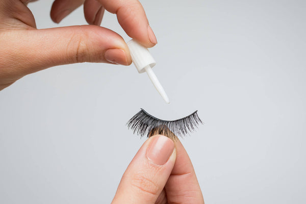 false eyelash